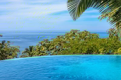 Luxury Villa Photo #3