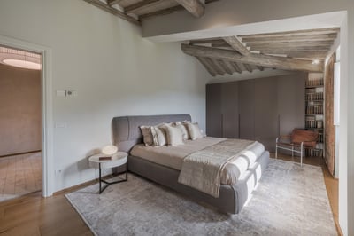 Luxury Villa Photo #22