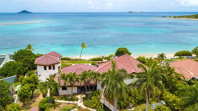 Luxury Villa Photo #18