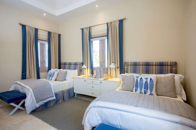 Luxury Villa Photo #45