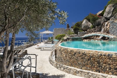 Luxury Villa Photo #3