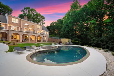 Luxury Villa Photo #6