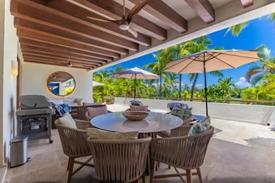 Luxury Villa Photo #10