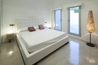 Luxury Villa Photo #28
