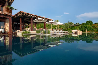 Luxury Villa Photo #4