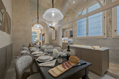 Luxury Villa Photo #5