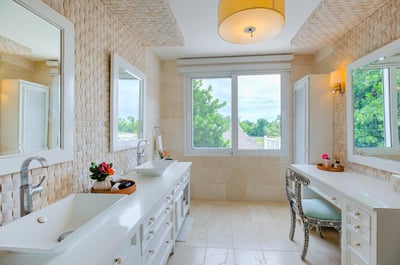 Luxury Villa Photo #27