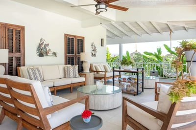 Luxury Villa Photo #18