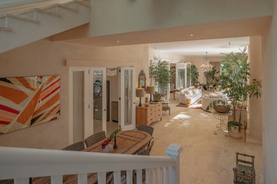 Luxury Villa Photo #26