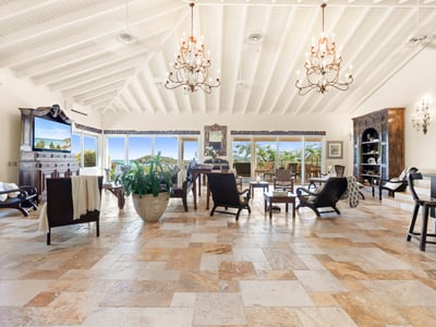 Luxury Villa Photo #24
