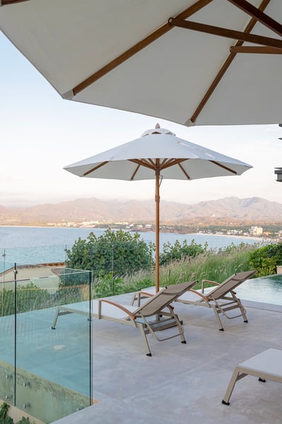 Luxury Villa Photo #13