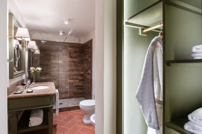 Luxury Villa Photo #18