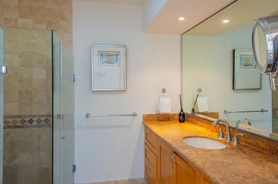 Luxury Villa Photo #41