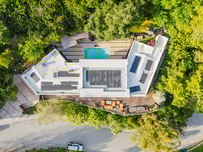 Luxury Villa Photo #4