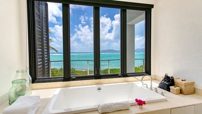 Luxury Villa Photo #42