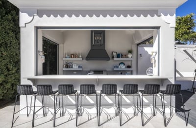 Luxury Villa Photo #10