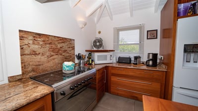 Kitchen & Dining Areas