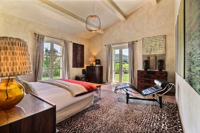 Luxury Villa Photo #16