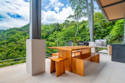Luxury Villa Photo #15