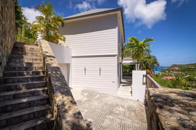 Luxury Villa Photo #6