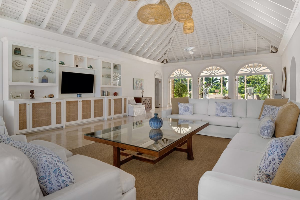 Longview Villa