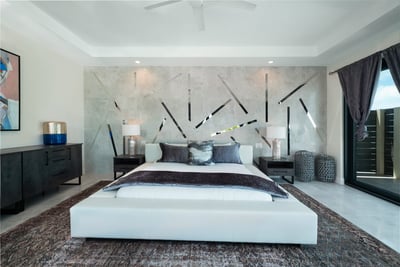 Luxury Villa Photo #37