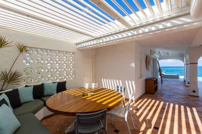 Luxury Villa Photo #8