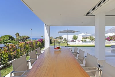 Luxury Villa Photo #6