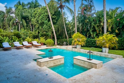 Luxury Villa Photo #14