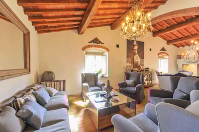Luxury Villa Photo #11