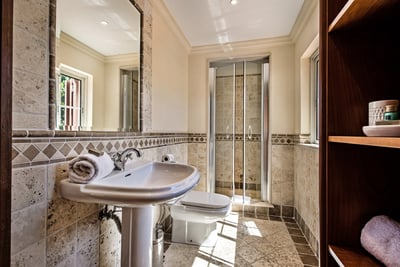 Luxury Villa Photo #29