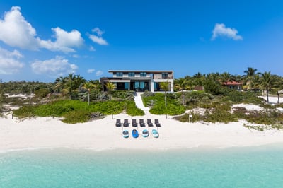 Luxury Villa Photo #38