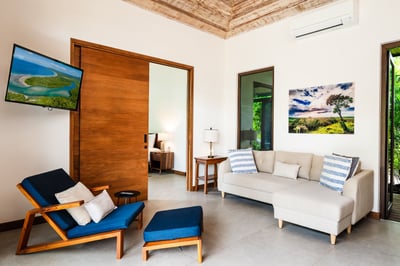 Luxury Villa Photo #36