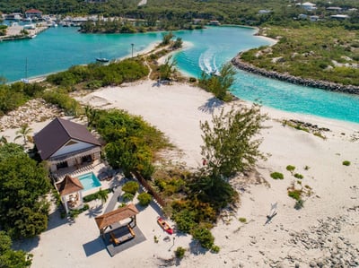Luxury Villa Photo #20