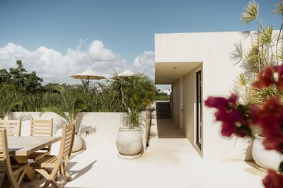 Luxury Villa Photo #48