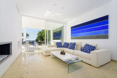 Luxury Villa Photo #14