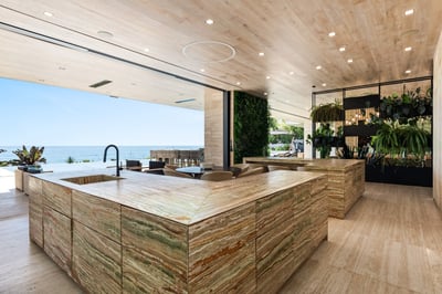 Luxury Villa Photo #22