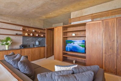 Luxury Villa Photo #48