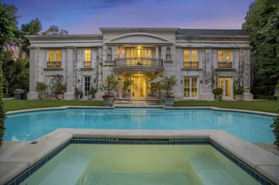 Luxury Villa Photo #5