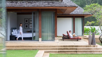 Luxury Villa Photo #4