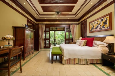 Luxury Villa Photo #20