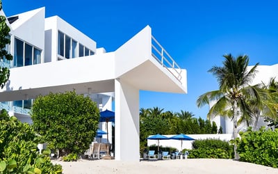 Luxury Villa Photo #11