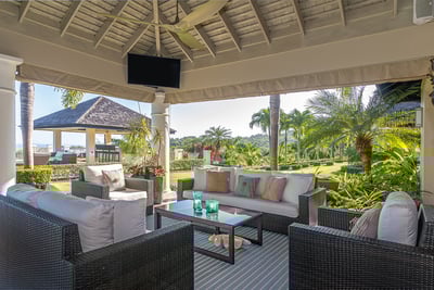 Luxury Villa Photo #9