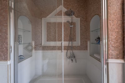 Luxury Villa Photo #43