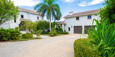 Luxury Villa Photo #7