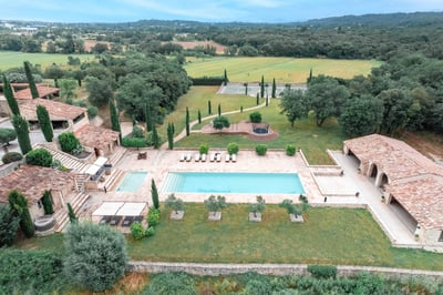Luxury Villa Photo #8