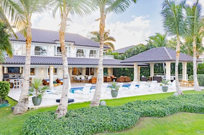 Luxury Villa Photo #5