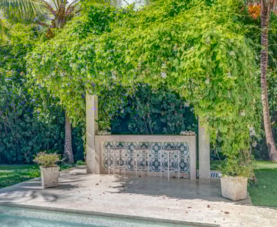 Luxury Villa Photo #4
