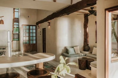 Luxury Villa Photo #5