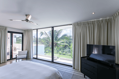 Luxury Villa Photo #29